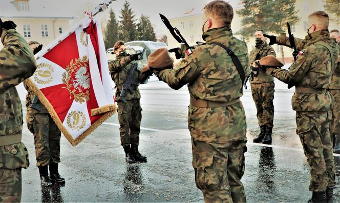 Złożyli przysięgę wojskową i stali się żołnierzami Wojsk Obrony Terytorialnej [ZDJĘCIA]