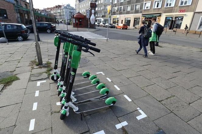 Trójmiasto: Hulajnogi elektryczne. Od dziś nowe przepisy [zobacz co się zmieniło]