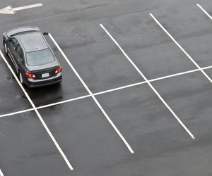 Ciało 40-letniego żołnierza w aucie na parkingu! Sprawę wyjaśnia Żandarmeria Wojskowa