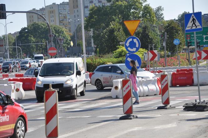 Roboty na Alei IX Wieków Kielc. Są utrudnienia