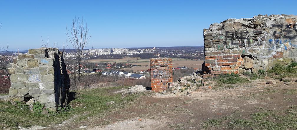 Góra św. Marcina tonie w śmieciach