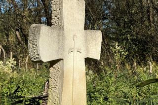 Latarnia umarłych niedaleko Lublina