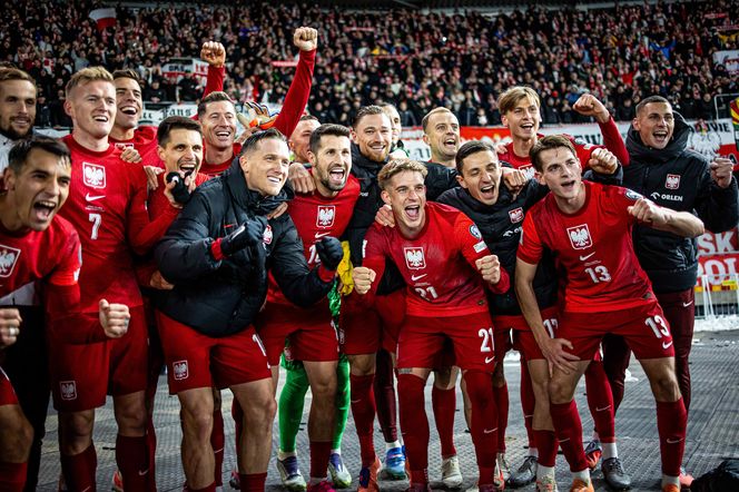 Litwa – Polska: Tak piłkarze świętowali zwycięstwo w Kownie! Wiemy, co śpiewali z całych sił [WIDEO]