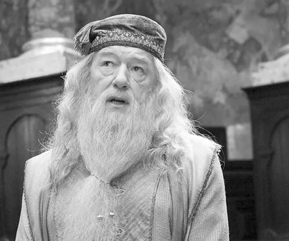 Michael Gambon nie żyje. To filmowy Dumbledore 