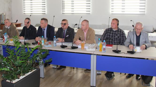 Budowa trasy S12. Samorządowcy z powiatu radomskiego i zwoleńskiego za wariantem A