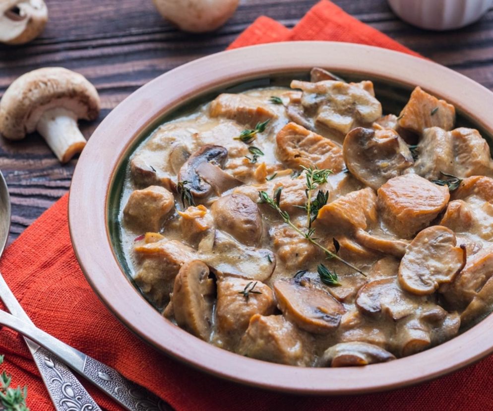 Ten sos to mój jesienny sposób na pierś z kurczaka. Rodzina się zajada