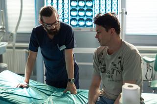 Na dobre i na złe odc. 732. Artur Bart (Piotr Głowacki), Kamil (Mariusz Bikowski)