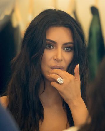 Pierścionek zaręczynowy - Kim Kardashian