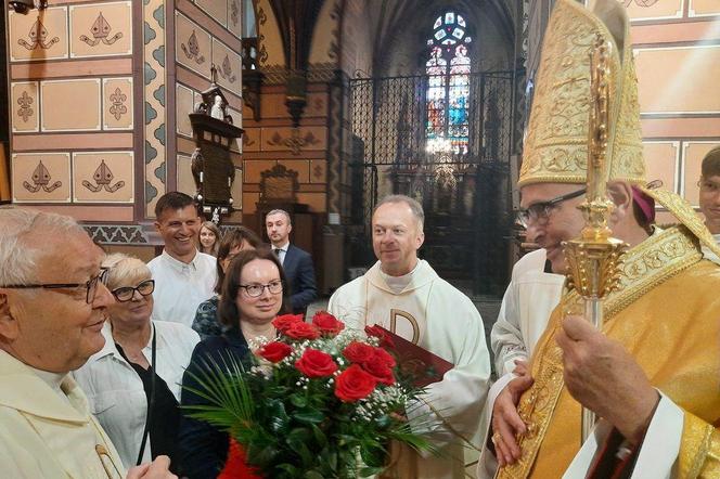 Bp biskup Wiesław Mering świętuje złoty jubileusz