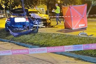 W wypadku na ul. Warszawskiej jedna osoba zginęła na miejscu. Łącznie pięć zostało przetransportowanych do szpitala