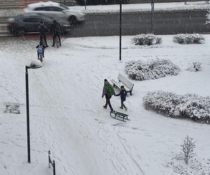 Leszno wygląda bajkowo! Na walentynki sypnęło śniegiem