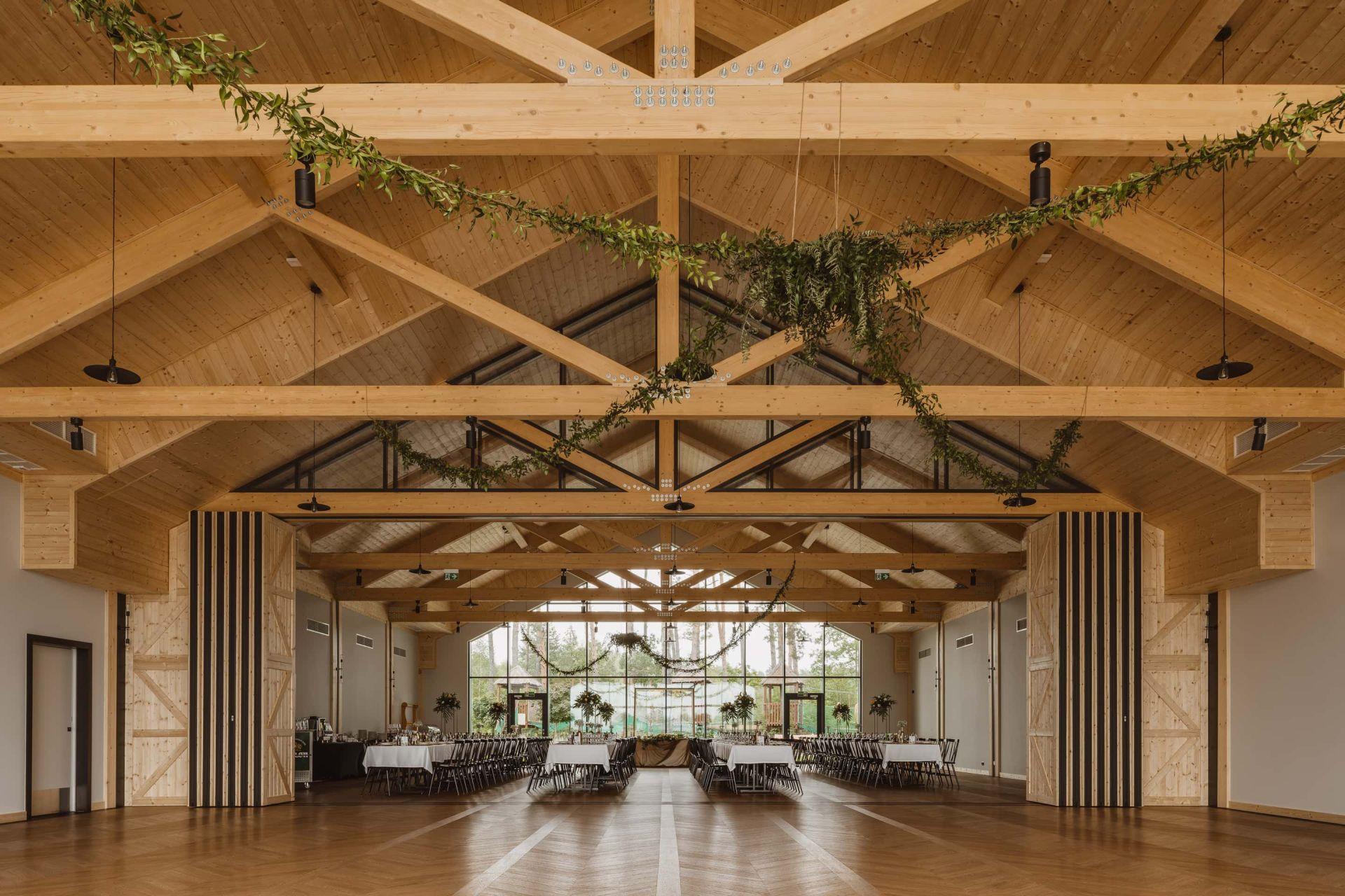 Dom weselny Lubaszka pracowni MEEKO Architekci