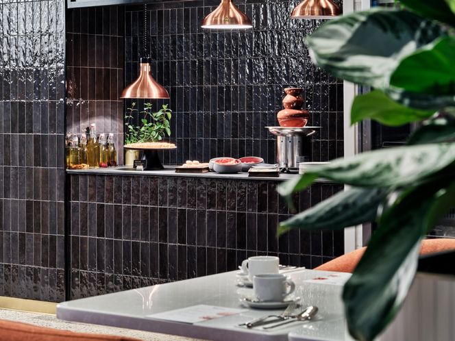 Movenpick Grand Hotel