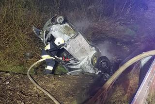 Sietesz. Auto po wypadku stanęło w ogniu