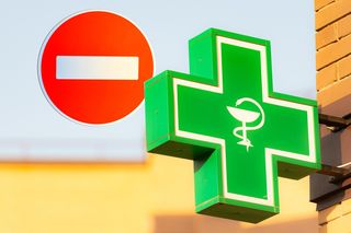 Emerycie, tych leków zabraknie w aptece w maju [LISTA LEKARSTW] 