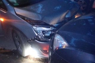 Kobra dorwała „Kaszankę”. Jechali skradzionym fordem. Czołowo wbili się w radiowóz