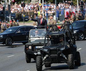 Warszawa. Defilada z okazji Święta Wojska Polskiego