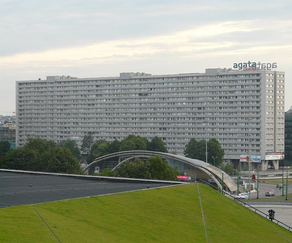 Całe osiedle w jednym bloku. Oto Superjednostka, katowicka maszyna do mieszkania