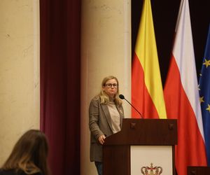 Nadzwyczajna sesja Rady Warszawy