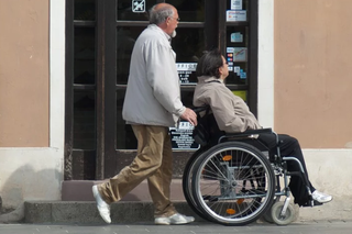 Ważne zmiany dla opiekunów osób niepełnosprawnych