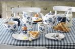 Biało-niebieska porcelana i ceramika