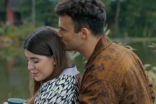 Barwy szczęścia, odcinek 3149: Agata (Natalia Zambrzycka), Ignacy (Olaf Staszkiewicz) 