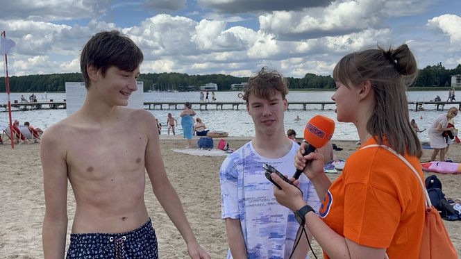 Wakacyjny patrol Eska Summer City na olsztyńskiej Plaży Miejskiej