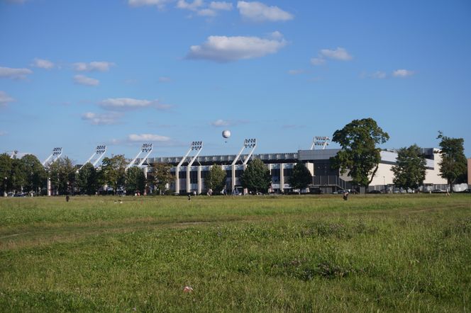 Błonia, widok na stadion Cracovii