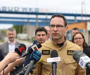 Pożar chemikaliów w Siemianowicach Śląskich. Rząd zapowiada zmiany w prawie. Konferencja prasowa