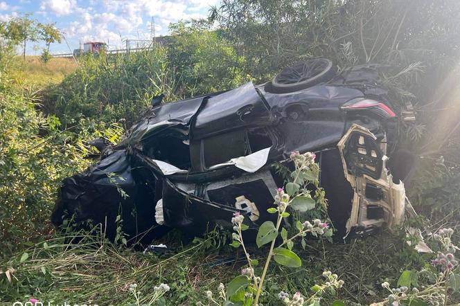 Tragedia na autostradzie A1! 20-latek w bmw wypadł z drogi i zginął