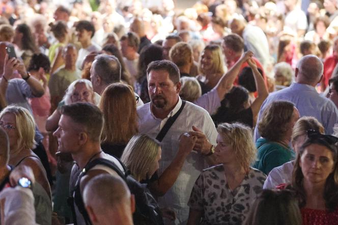 Ostatnia potańcówka w Katowicach na Rynku na zakończenie wakacji