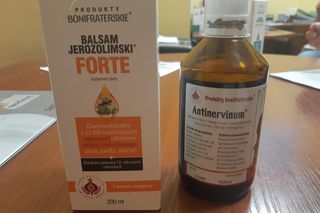 GIS ostrzega. Zakonnicy pomylili butelki, produkt wycofany