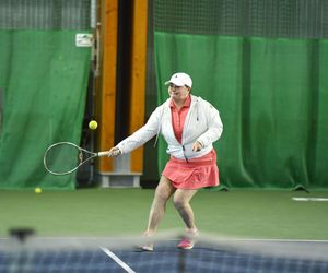 Katarzyna Niezgoda i ukochany rozgrzali kort! Spódniczka kusa, za to mimika na bogato