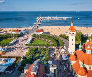 Najlepsze polskie miasta na wakacje dla seniorów