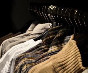 Popularna firma odzieżowa bankrutuje. Przez 90 lat sprzedawała ubrania dla panów
