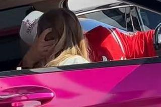 Skolim i Edyta Folwarska w aucie