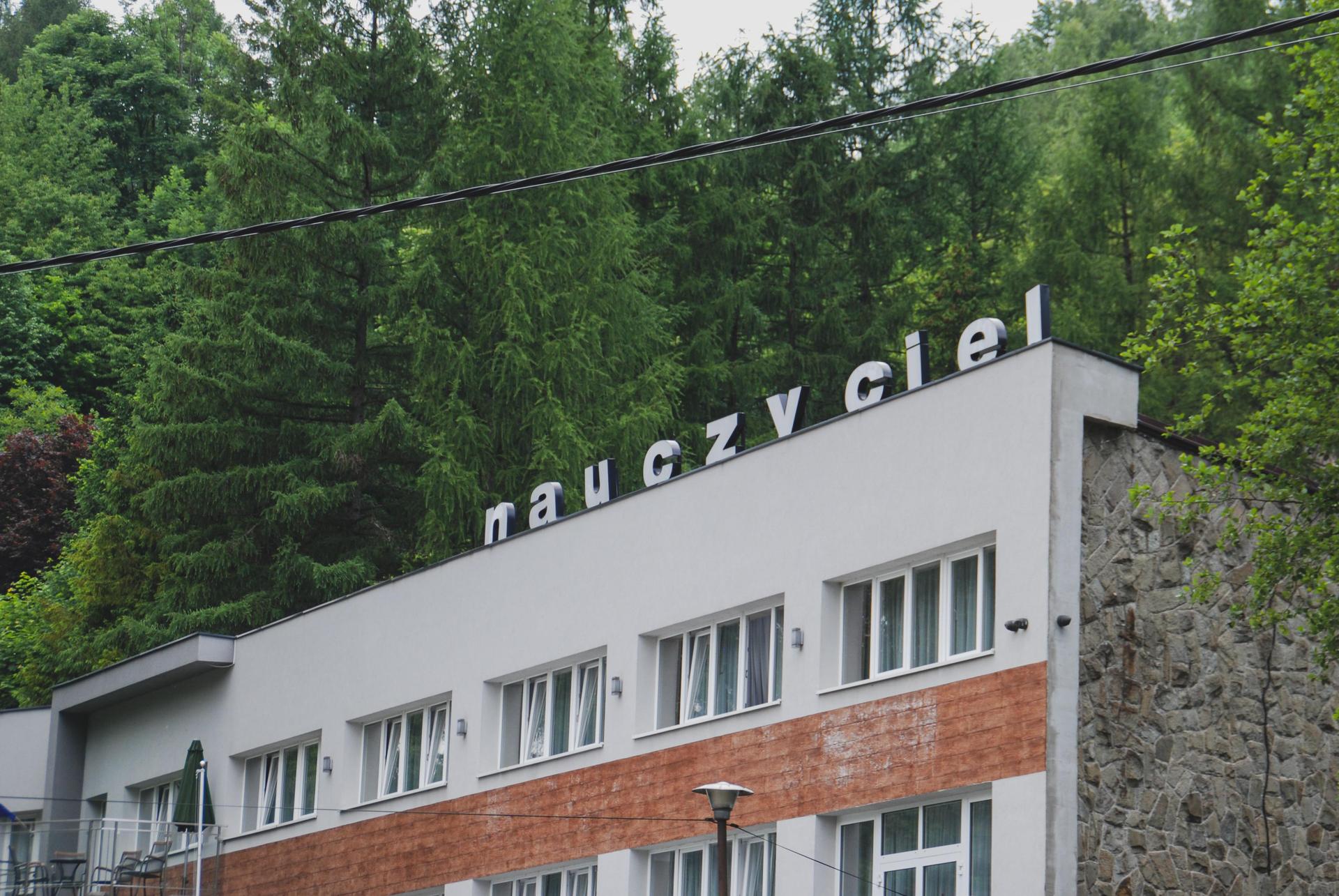 Modernizm w Ustroniu - co zwiedzić? Zdjęcia socmodernistycznych budynków