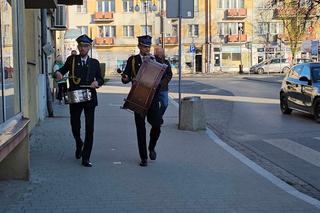 Przeworsy Dobosze bębnieniem rozpoczeli obchody Triduum Paschalnego