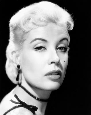 Gloria DeHaven