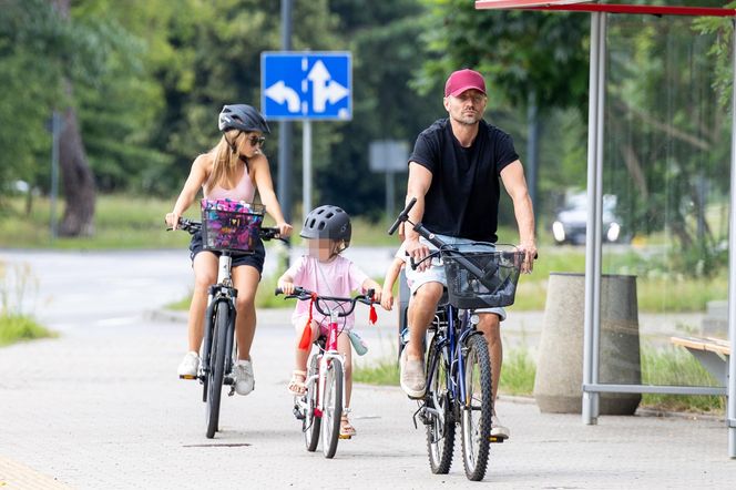 Agnieszka Kaczorowska i Marcin Rogacewicz wybrali się na rowery 