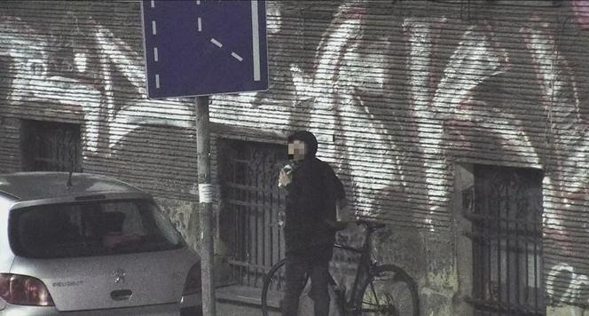 Wandal niszczył wszystko, co spotkał po drodze