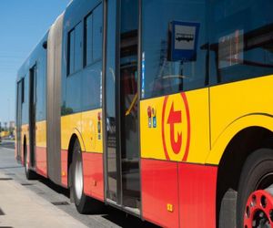 Drogowcy wchodzą na Jana Pawła II. Będą objazdy i zmiany dla autobusów