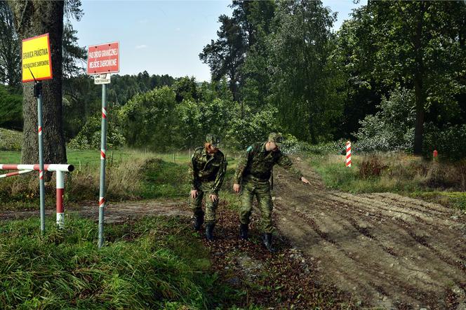 Z bliska chcieli zobaczyć rosyjski słup graniczny. Zostali ukrani mandatami