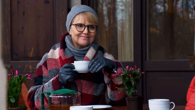 Barwy szczęścia odcinek 2040, Regina (Ewa Serwa)