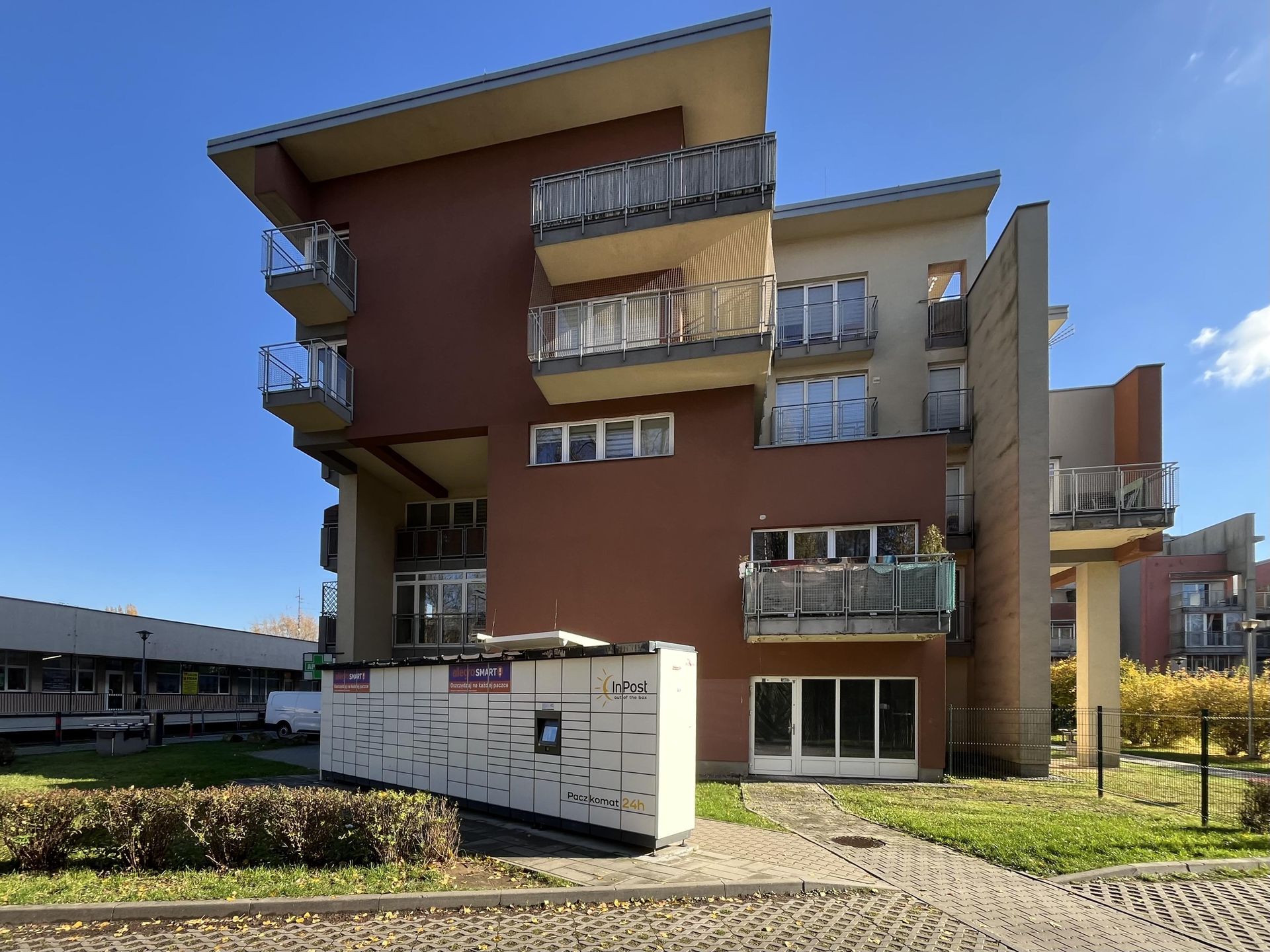 Teligi 26 w Krakowie. Blok z ukrytym balkonem