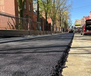 Asfalt na Racławickiej w Lesznie 