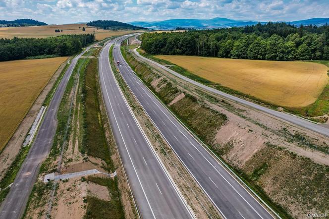 Odcinek Bolków – Kamienna Góra liczy w sumie nieco ponad 16 kilometrów długości. W dłuższym tunelu będzie odcinkowy pomiar prędkości