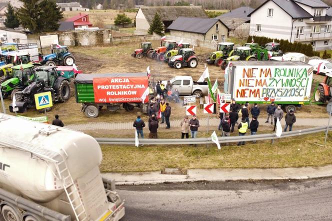 Protest rolników w zielonym miasteczku w Nagłowicach