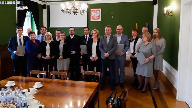 Podpisali porozumienie dot. likwidacji pieców wysokoemisyjnych