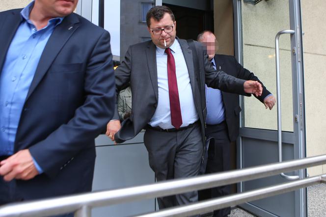 ZBIGNIEW S. NIE POSTAWIŁ NOGI W PROKURATURZE.